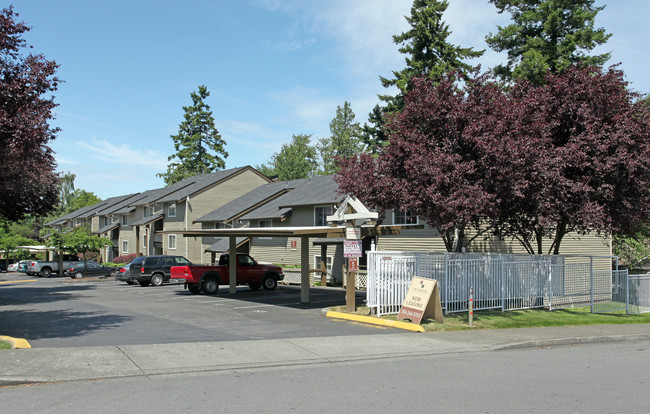 The Avenues Apartments in Seattle, WA - Building Photo - Building Photo