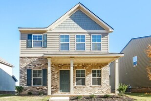 140 Magnaview Dr in Mcdonough, GA - Building Photo