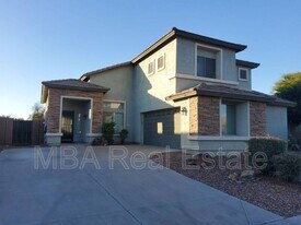 5227 W Desert Ln in Phoenix, AZ - Building Photo