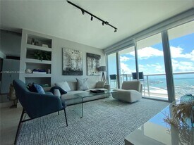 888 Biscayne Blvd in Miami, FL - Building Photo