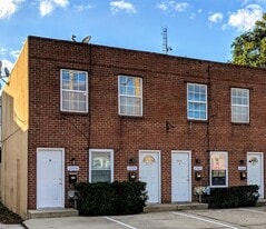 2324 S 23rd St, Unit Apt B in Philadelphia, PA - Building Photo
