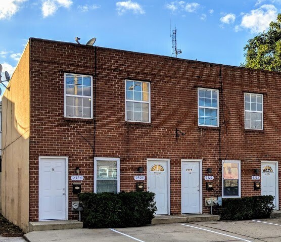 2324 S 23rd St, Unit Apt B in Philadelphia, PA - Building Photo