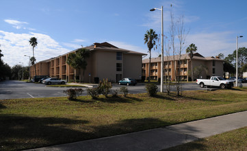 Antioch Manor in Orlando, FL - Building Photo - Building Photo