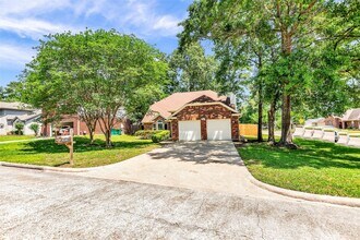 200 Doncaster in Conroe, TX - Building Photo - Building Photo