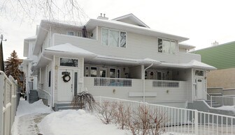 10311-10317 117 St NW in Edmonton, AB - Building Photo