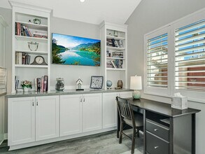 525 C Ave in Coronado, CA - Building Photo - Building Photo