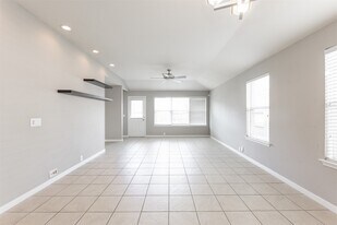 16522 Grenada Falls Dr in Houston, TX - Building Photo