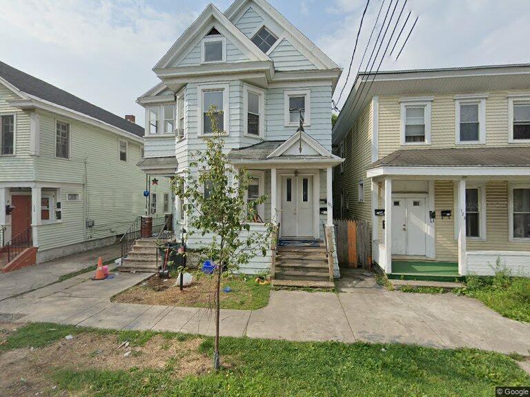 121 Josephine St, Unit 3 in Syracuse, NY - Foto de edificio