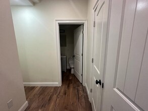 19 Academy Dr in Lowell, MA - Building Photo - Building Photo