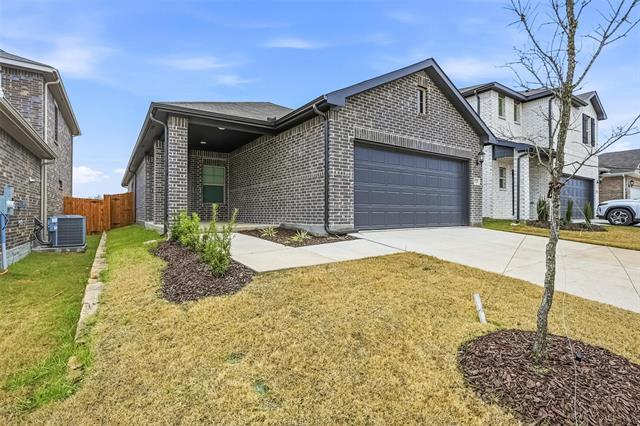 523 Blanton St in McKinney, TX - Building Photo - Building Photo