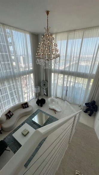 1040 Biscayne Blvd, Unit 3504 in Miami, FL - Building Photo - Building Photo