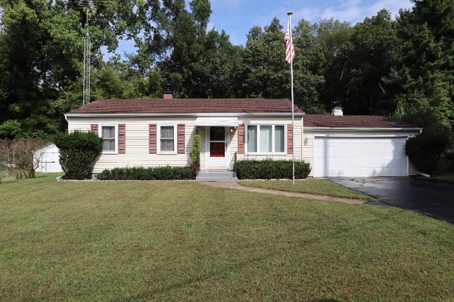 property at 275 Viking Dr