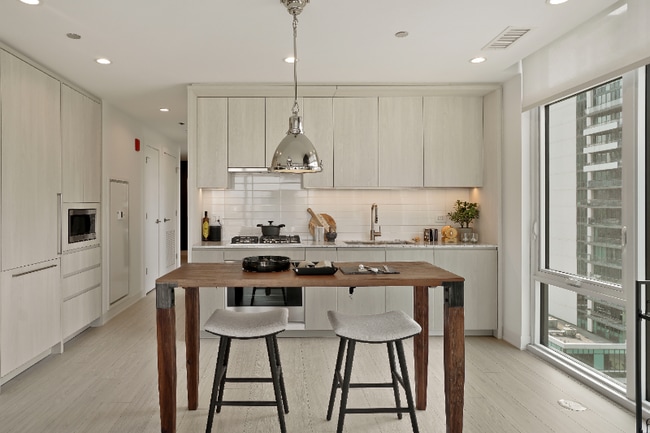 property at 352 N Union Ave