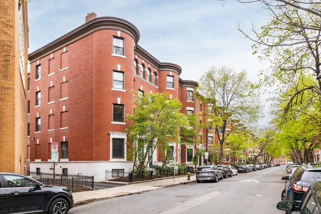 78-108 Gainsborough St in Boston, MA - Foto de edificio - Building Photo