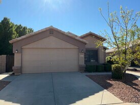 10657 E Enid Ave in Mesa, AZ - Building Photo