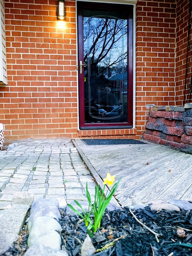 683 Coates Ln in King of Prussia, PA - Building Photo - Building Photo