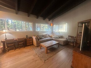 2577 Rose Ave in South Lake Tahoe, CA - Building Photo - Building Photo