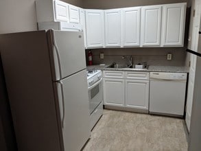 1854 N 4th St in Columbus, OH - Foto de edificio - Building Photo