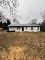 218 Michael St in Knoxville, TN - Building Photo