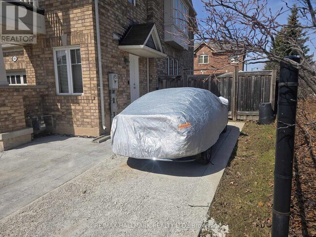 48 Van Fleet Terrace in Milton, ON - Building Photo - Building Photo