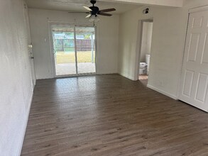 3521 Byrd Dr in Mesquite, TX - Building Photo - Building Photo