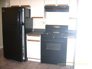 115 E Dundee Rd in Wheeling, IL - Building Photo - Building Photo