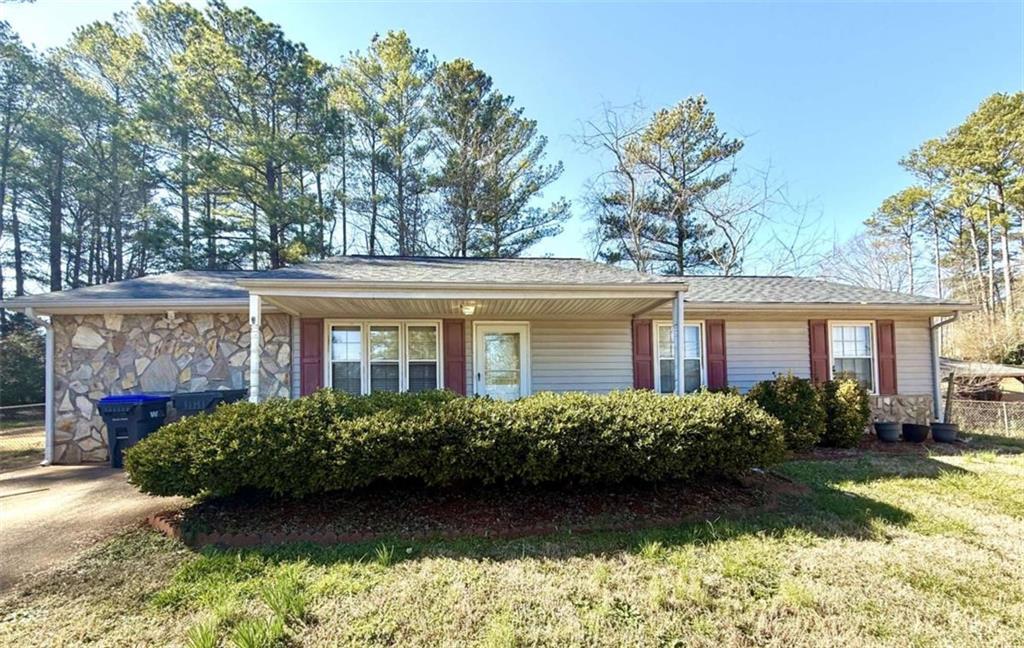 1269 Monfort Rd in Lawrenceville, GA - Building Photo