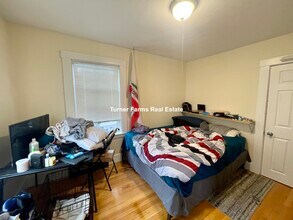 19 Bay St, Unit 2L in Cambridge, MA - Foto de edificio - Building Photo