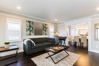 5357 Virginia Ave in Los Angeles, CA - Building Photo - Building Photo