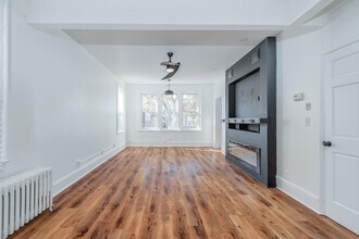 324 STEGMAN Pky in Jersey City, NJ - Building Photo - Building Photo
