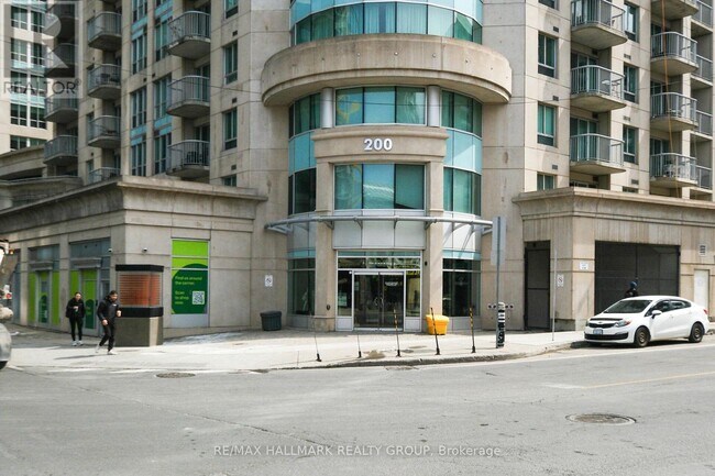200 Rideau St in Ottawa, ON - Building Photo - Building Photo