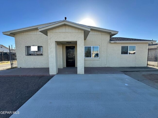 property at 7224 Dale Rd