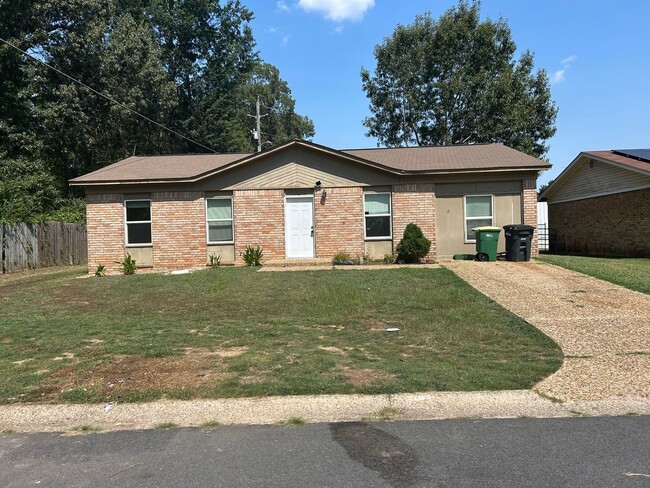 property at 211 Willowmere Dr