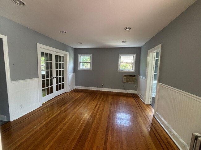 property at 520 5th Ave