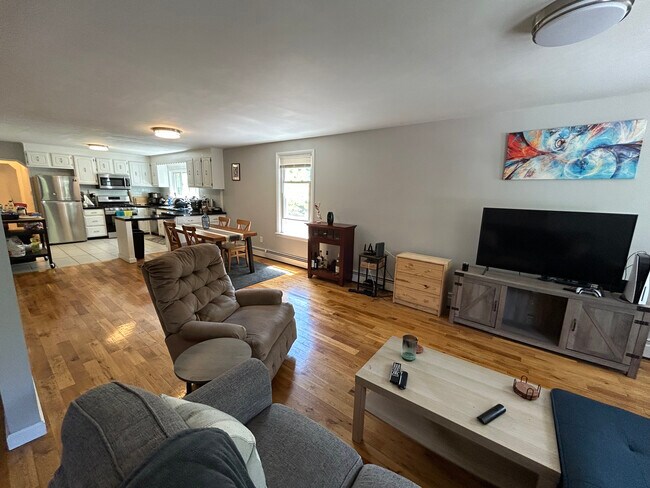 420 Norfolk St, Unit 420 in Somerville, MA - Building Photo - Building Photo