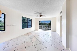 1701 Washington St in Hollywood, FL - Building Photo - Building Photo