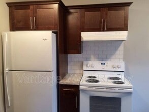 235 Husch Rd in Kelowna, BC - Building Photo - Building Photo