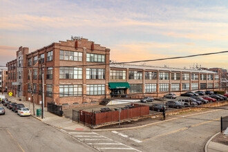 The Foundry in Jersey City, NJ - Building Photo - Building Photo