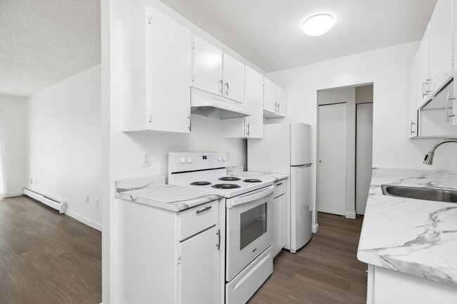 Fraser Prospect in New Westminster, BC - Building Photo - Building Photo