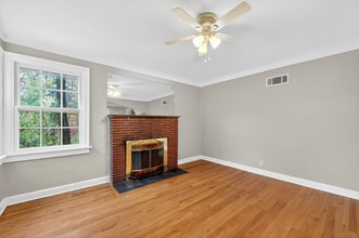 3653 Eminence Blvd in St. Louis, MO - Foto de edificio - Building Photo