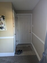 235 Frankfort Ave, Unit One - Downstairs in Pittsburgh, PA - Building Photo - Building Photo