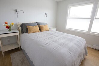 1103 S Pinecrest Dr in Bozeman, MT - Building Photo - Building Photo