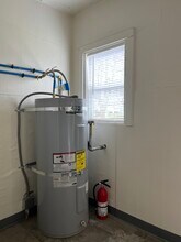 445 Smithers Ave S, Unit 1 in Renton, WA - Building Photo - Building Photo