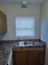 1065 Kelly Dr in Hinesville, GA - Building Photo - Building Photo