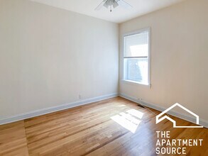 3818 N Sheffield Ave in Chicago, IL - Building Photo - Building Photo