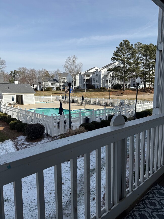 property at 11 Hamiltons Bay Ct