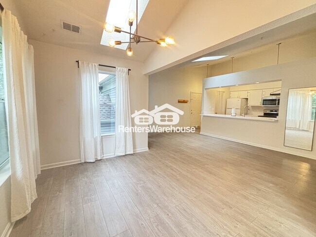 2812 Clear Shot Dr in Silver Spring, MD - Building Photo - Building Photo
