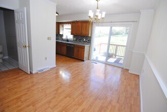 37 Cadogan Way in Nashua, NH - Building Photo - Building Photo