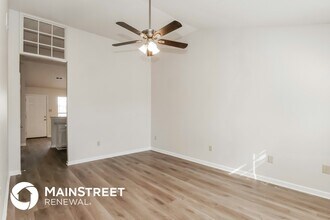 5677 Kaitlyn Dr W in Walls, MS - Foto de edificio - Building Photo