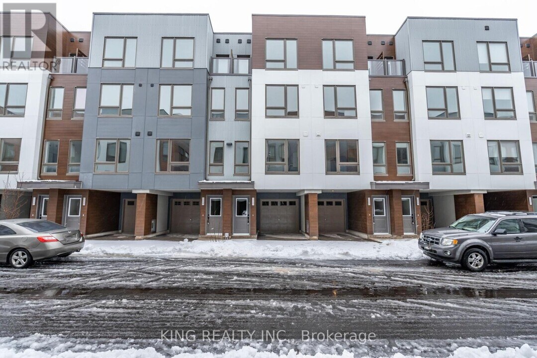 1724 Pleasure Valley Path in Oshawa, ON - Building Photo